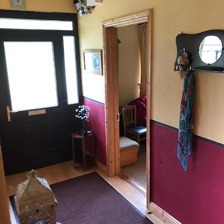 2-bedroom House Located In Castlefore